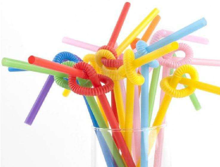 塑料垃圾還能玩藝術？這根可以吃的吸管同樣讓你驚喜！